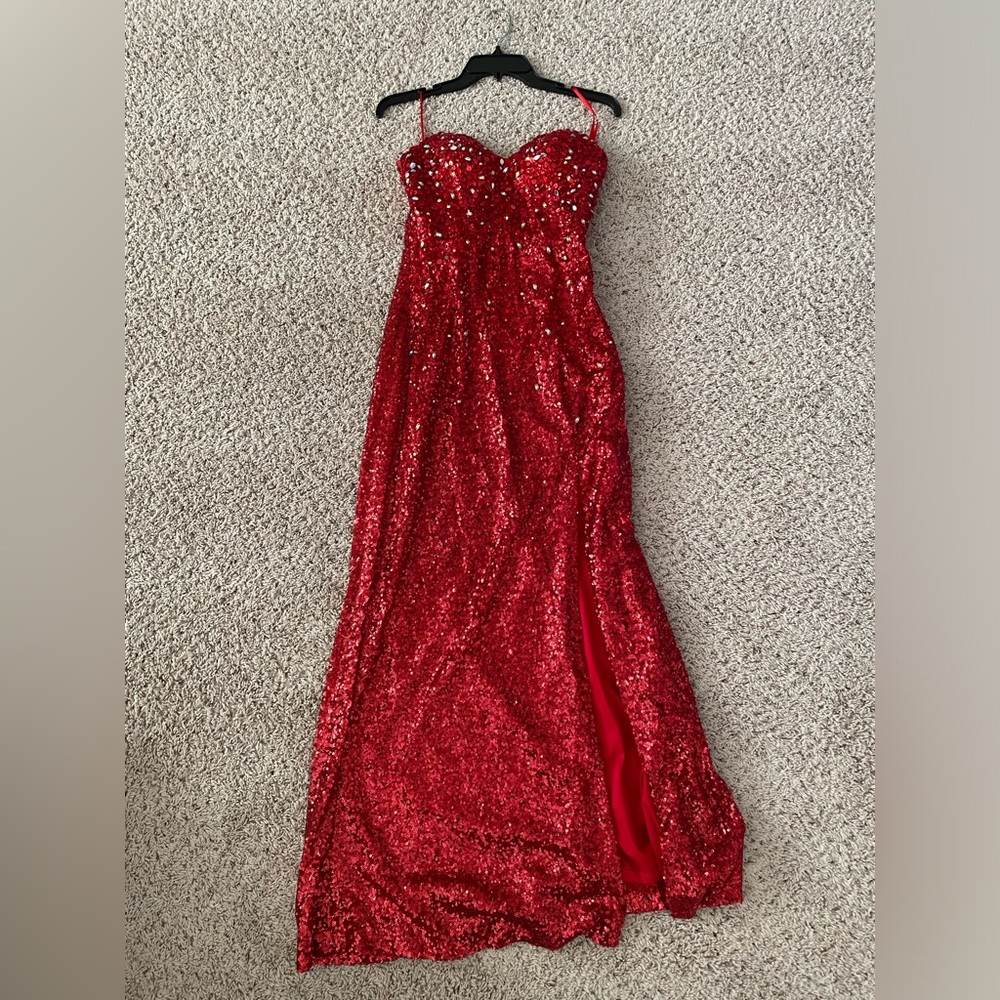 Anny Lee red beaded prom dress-size Medium